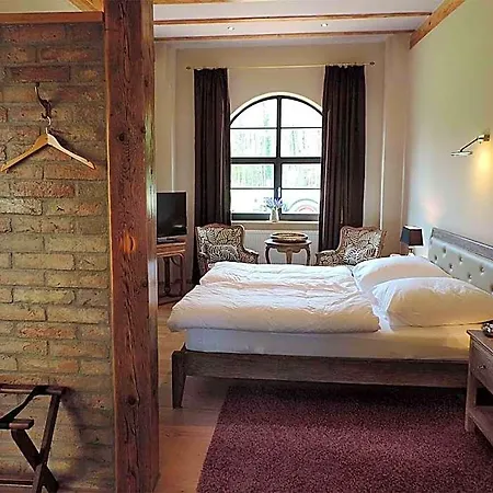 Hofgut Holzmuhle Otel 3*